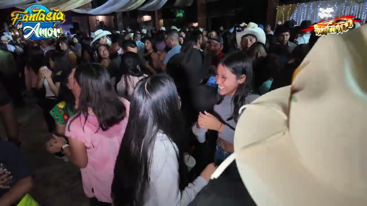 ¡PURO MEREQUETENGUE! Grupo Fantasía del Amor puso a bailar a todos en la Boda de Adriana y Abelardo