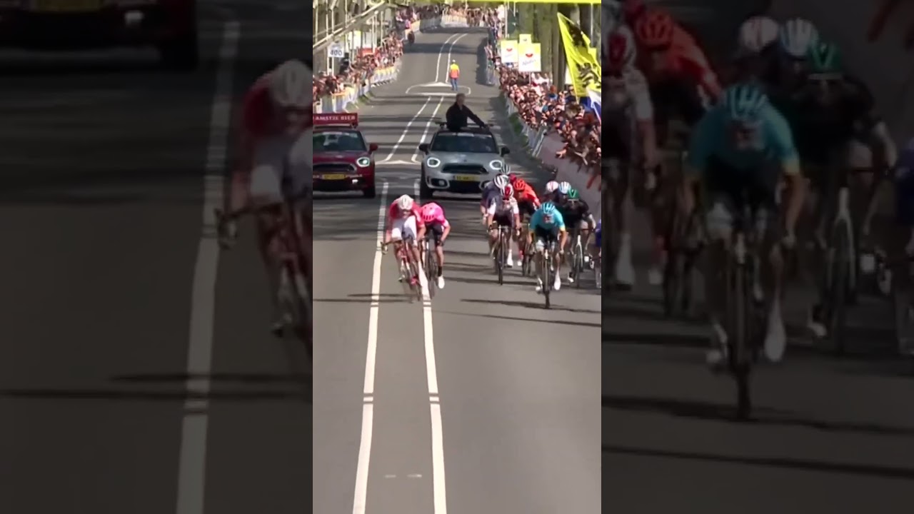 When Mathieu van der Poel dug deep to clinch an impossible win at Amstel Gold 2019 🥵💪 #cycling #mvdp