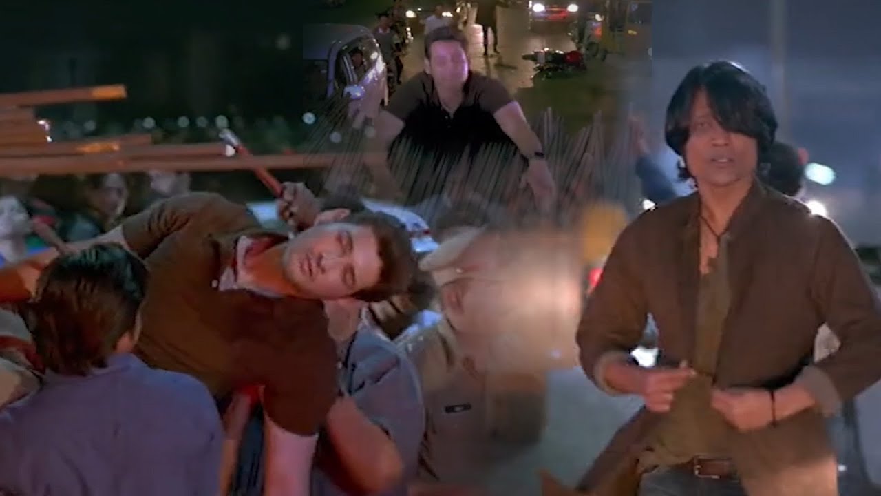 Mahesh Babu Accident Scene In Spyder Movie || TFC Movies Adda