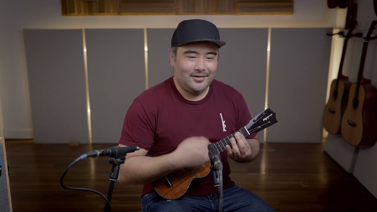 The Ukulele Site | Kamaka Soprano Deluxe 2 Package (HF-1 D2 240171)