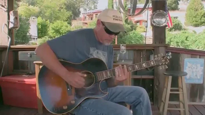 Dave Garretson playing "Mule Skinner Blues."