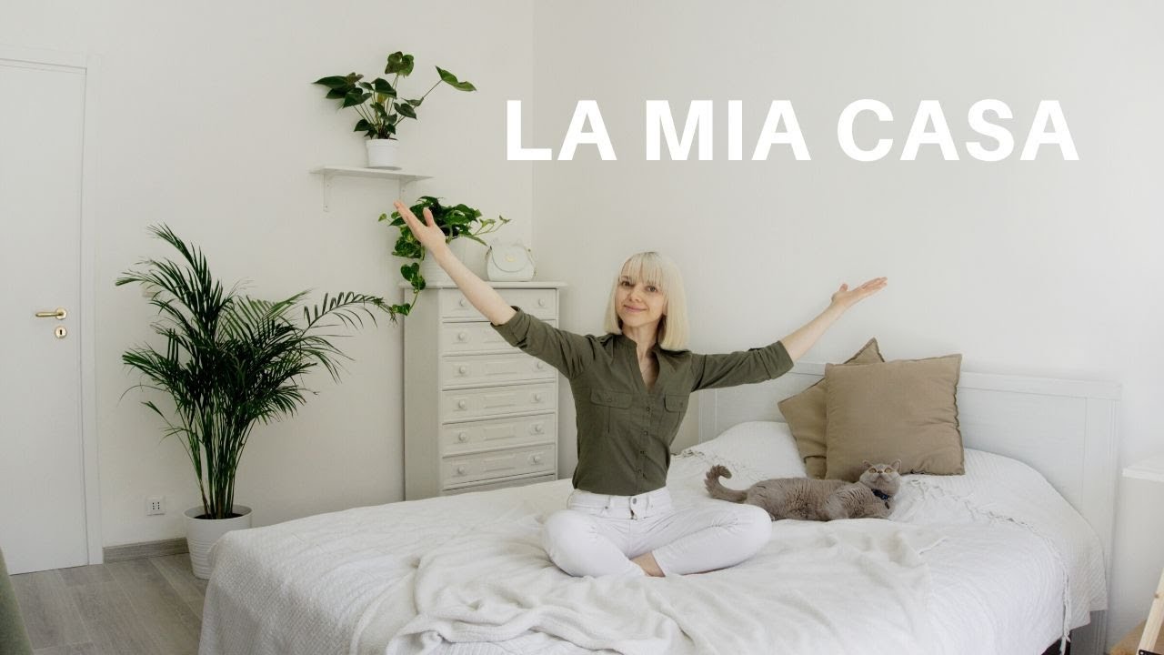 HOME TOUR della mia casa minimalista | MINIMALISMO - YouTube
