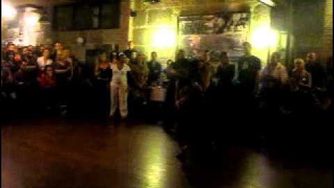 Adilio Porto & Julie Scheeffer Zouk show- FESLAT Nov 2010.MOV