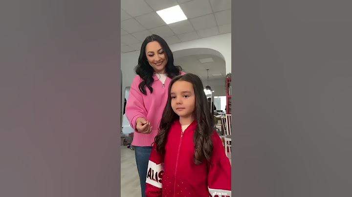 Când vreau să-i fac părul… 😂💜