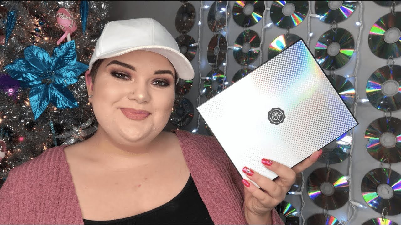 Glossybox December 2018 Unboxing | YAS, GLOSSYBOX! YOU'RE DOING AMAZING!