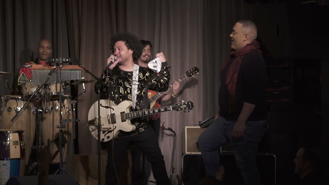 JJ Sharpe - Smoking Buddy (Live at Epiphany)