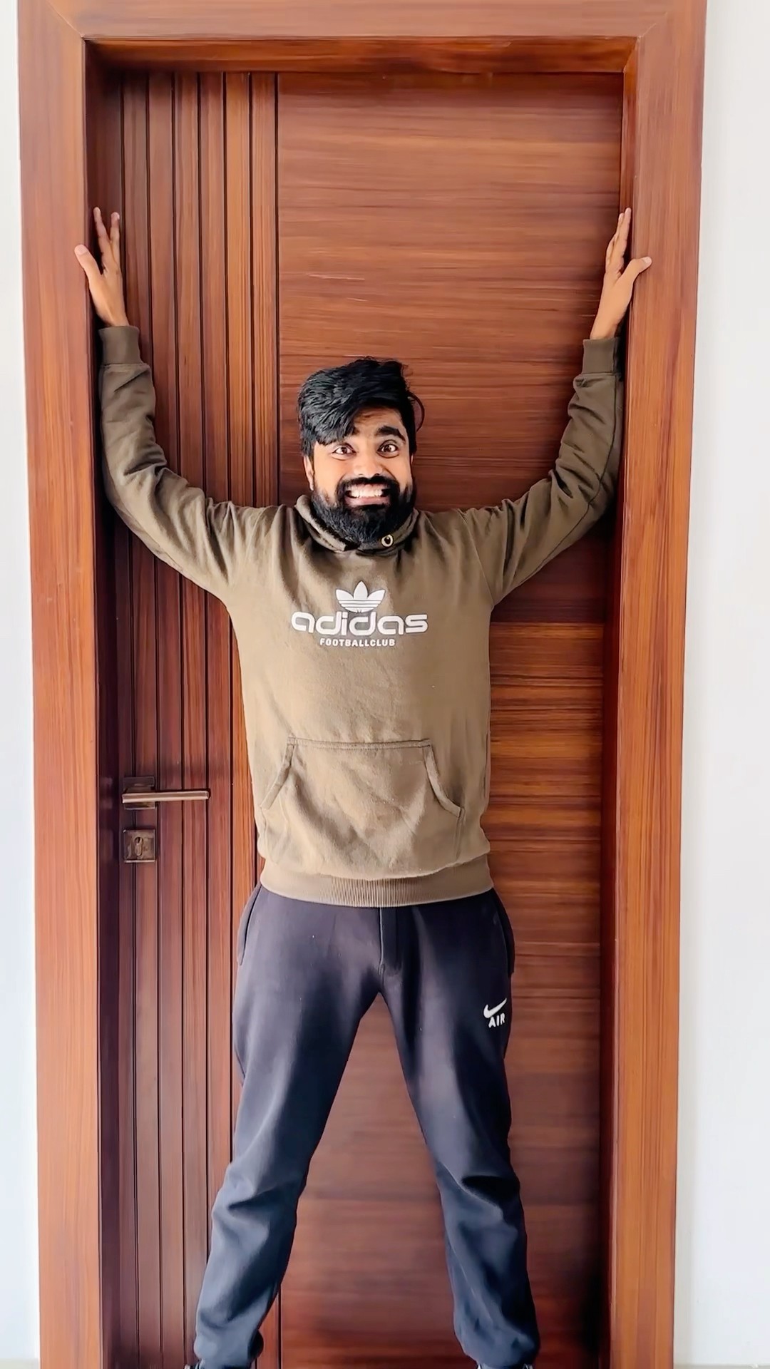 Planning for New Youtube Studio ? #dushyantkukreja #shorts