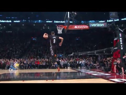 Zach LaVine Behind-the-Back, One-Hand Reverse Dunk