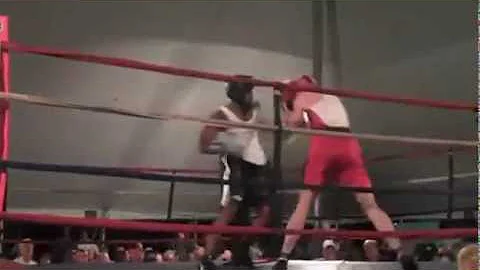 Roger Caldwell vs. Logan Henry.wmv