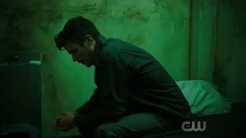 The Flash in Jail.The Flash S04E11 .