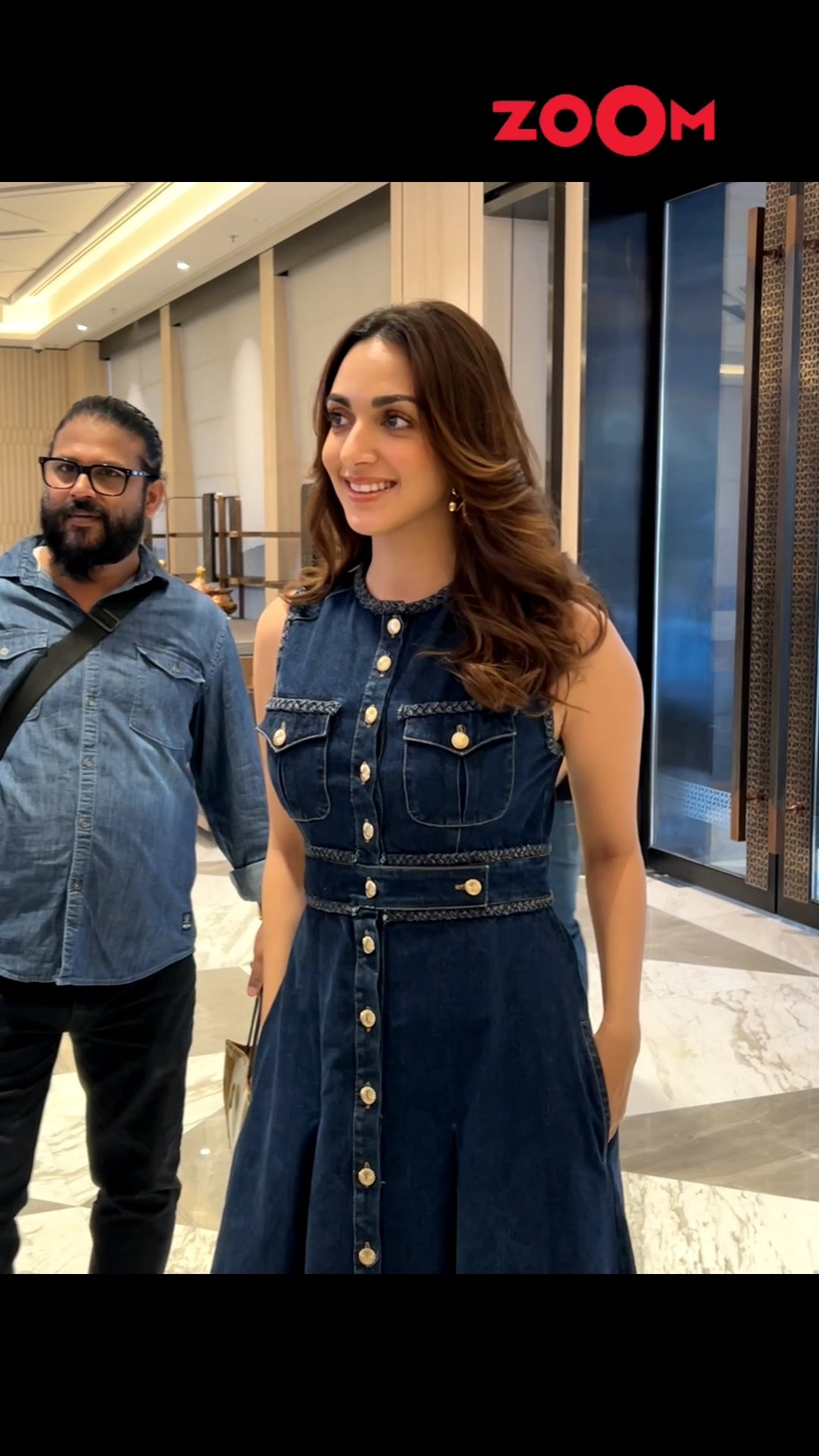 Kiara Advani STEALS the show in a Gorgeous blue denim outfit ? #kiaraadvani #shorts
