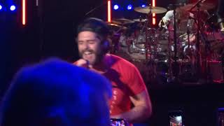 Thomas Rhett sing "Look What God Gave Her" live at CMA Fest