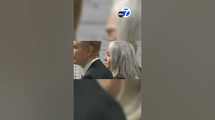 Woman accused of registering her dog to vote 🙃