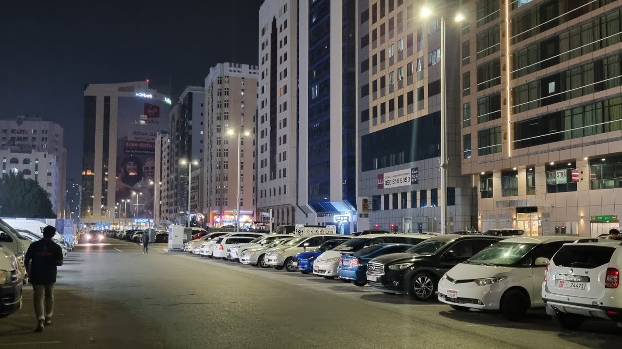 ABUDHABI CITY:Hamdan city center ||midnight walking live tour||United Arab Emirates ||UAE 