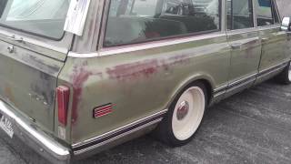 1969 GMC Suburban Detroit Steel at Pate Swap Meet