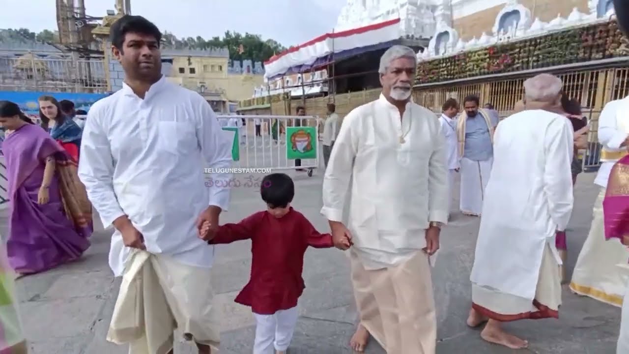 Telugu Cinema Cinematographer S Gopal Reddy Spotted At Tirumala With Family