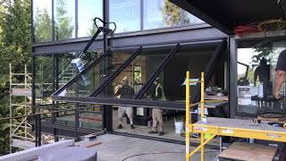 Hydraulic Pivot Wall