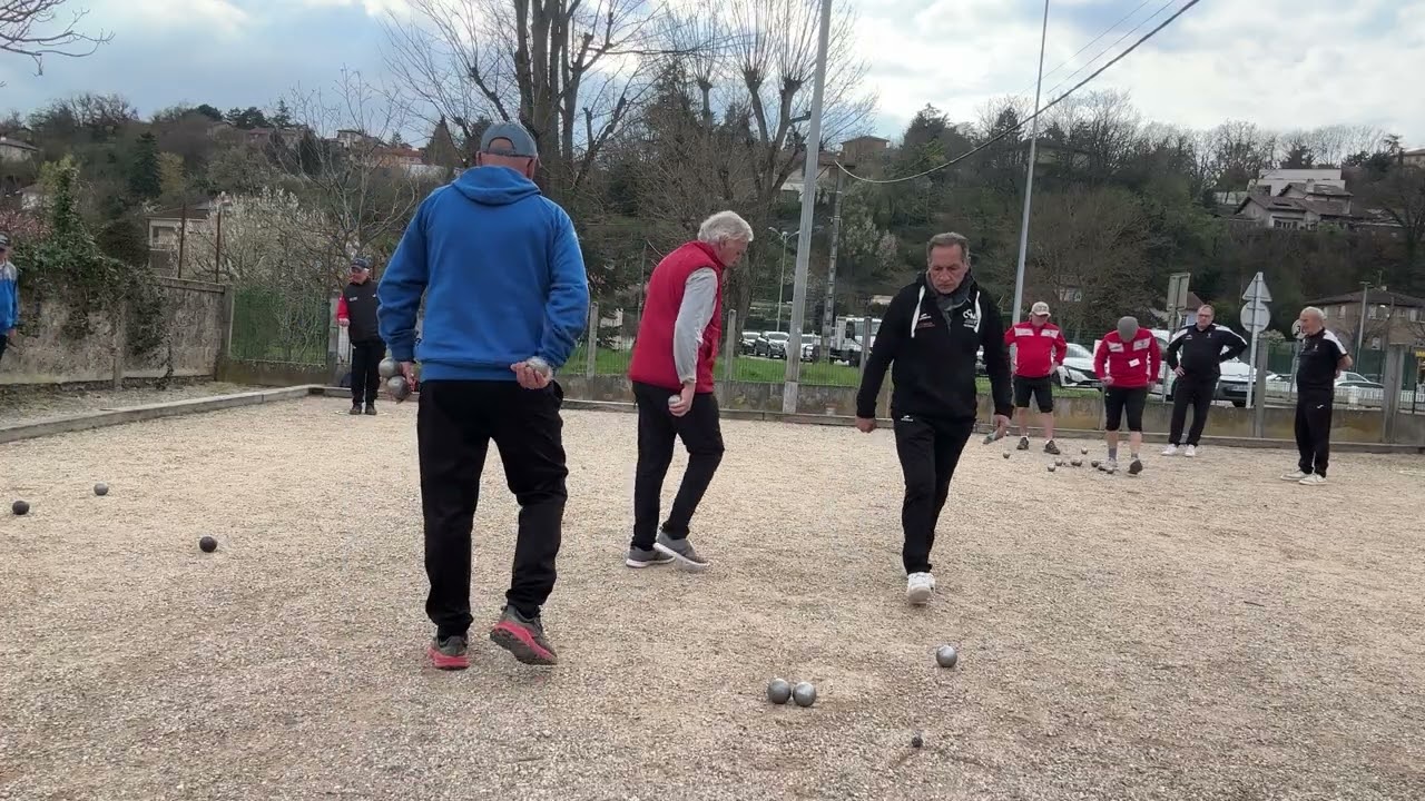 Miniature : Rhône Pétanque vétéran Doublette Bas en Basset vs Équipe Mixte - April 2025
