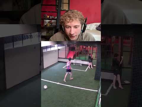 il lui sauve la vie thumbnail