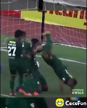 story wa kejadian lucu saat selebrasi pemain Persebaya