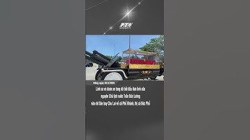 Linh xa và đoàn xe tang đưa linh cữu nguyên Chủ tịch nước Trần Đức Lương vừa rời Sân bay Chu Lai