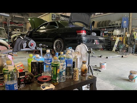 数十年前イタリアにて購入しました 色とデザインで選ぶイタリア車。日本ではあまり見かけない一台を