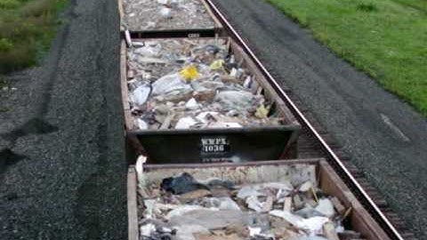 CSX trash train