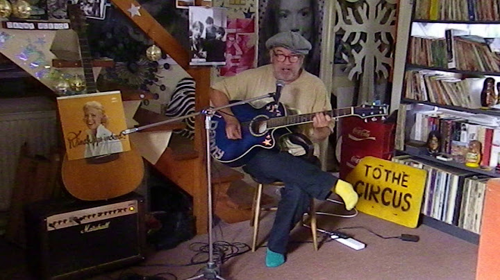 Buttons and Bows Acoustic version - Acoustic performance video thumbnail