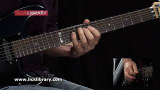 Smoke On The Water Deep Purple Guitar Solo | Slow & Close Up | Licklibrary