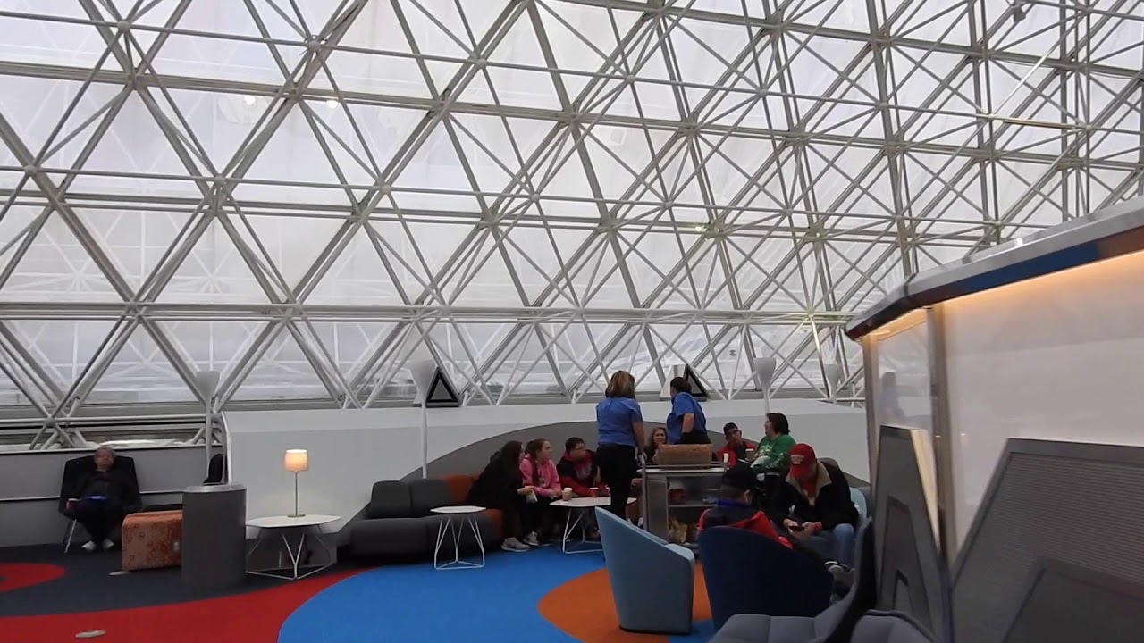 Disney Vacation Club Lounge in Epcot - YouTube