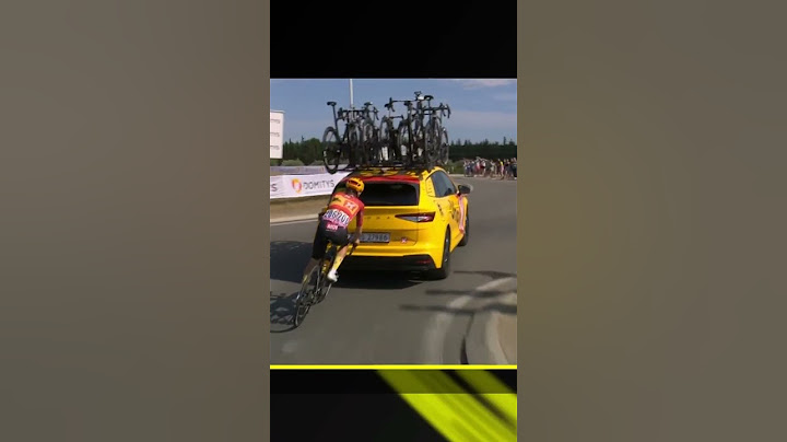 😱😱Drame évité de JUSTESSE entre coureurs et véhicules de la team Uno-X #shorts #tourdefrance