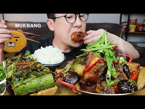 ㅎㅎ직접만든 압력솥돼지갈비찜과 오이소박이 요리 먹방 <strong>Galbi</strong>-<strong>jjim</strong> MUKBANG