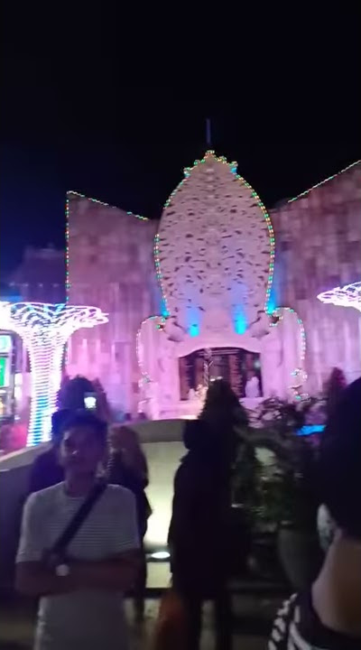 Suasana Malam Hari Di Legian(Pulau Dewata)