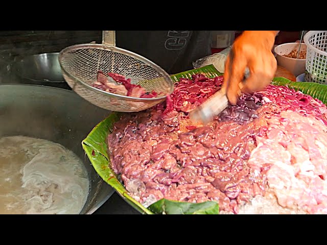 Bangkok Street Food - Pork Noodle Soup | Travel Thirsty