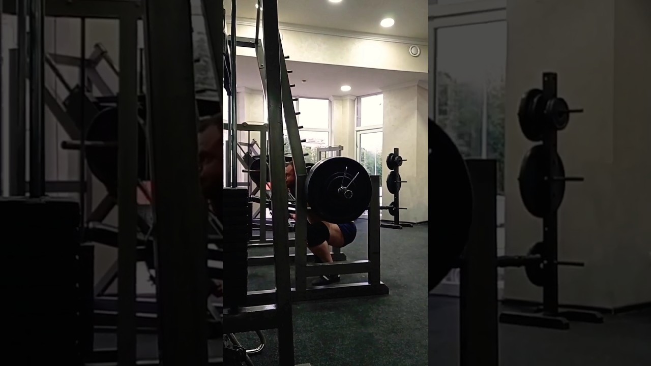 присед 235 кг на 2, тренировка 07.05.2024г. 