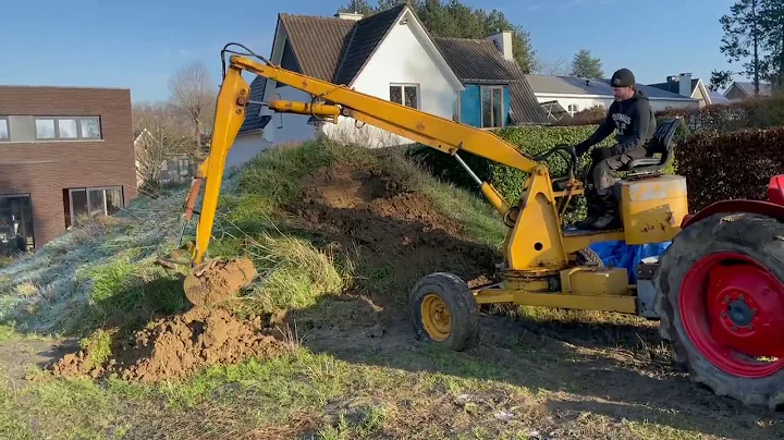Digging with a Argenterio backhoe on a old 1962 Ca...
