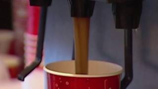 Study shows diet soda drinkers lost just as much weight as water drinkers screenshot 2