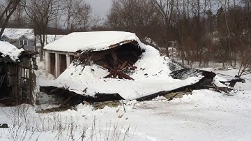building collapse from jump