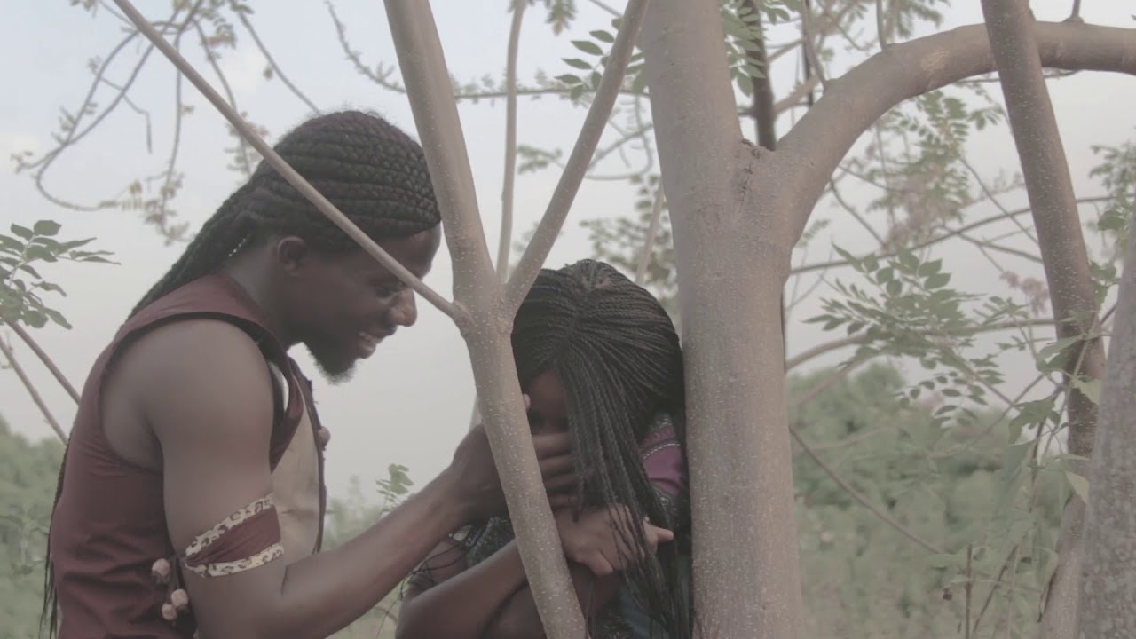 Hindi song (Manwa Laage cover by Ayinkulebe)