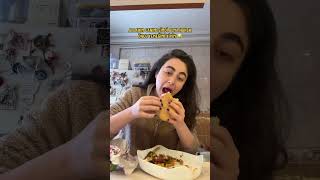 Yemek Düşkünü Arkadaşini Eti̇ketle Hshd Ttsedaaustun Ytseda Üstün