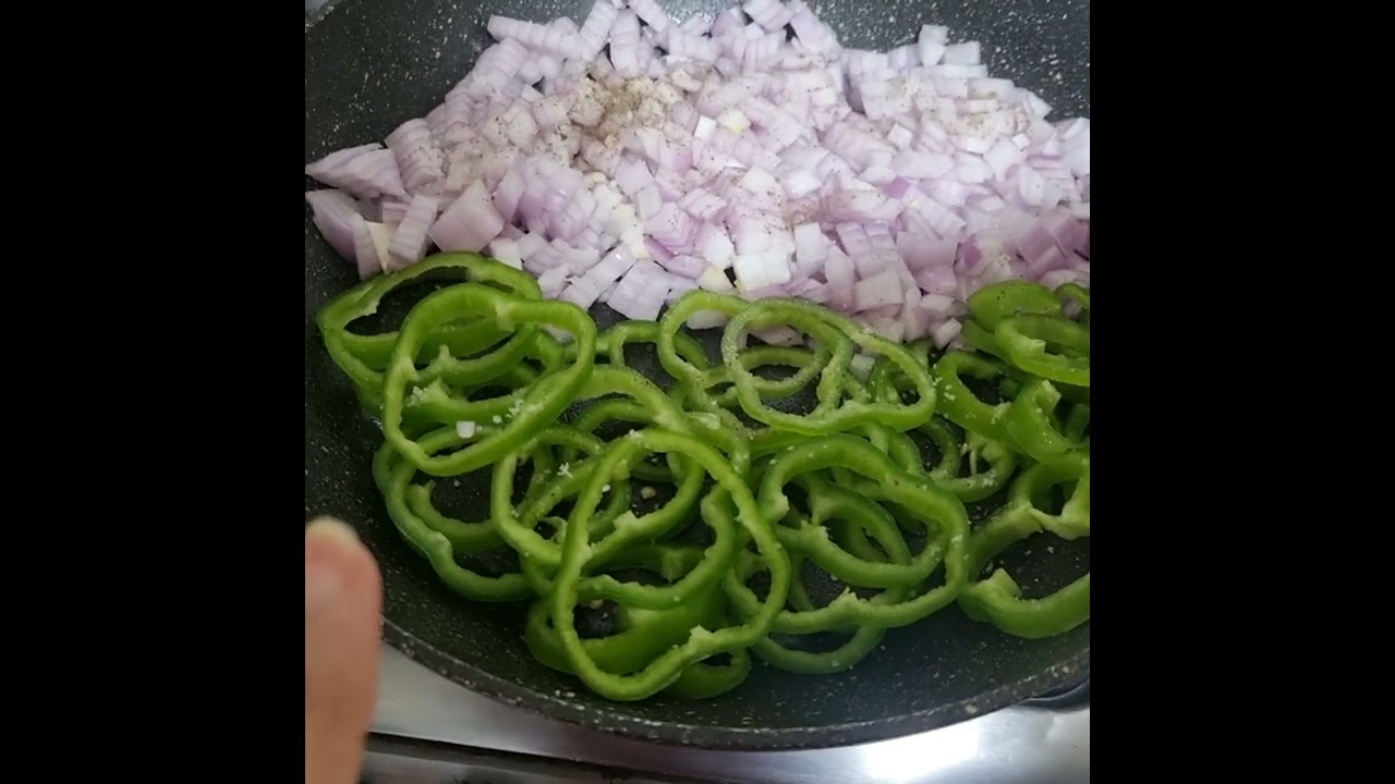 طرقتي في بيتزا كنتمنى تعجبكم 😍🫣