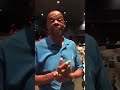 Capture de la vidéo Colyn “Moe” Grant Interview Of The Baha Men -Junkanoo Style Of Drumming!