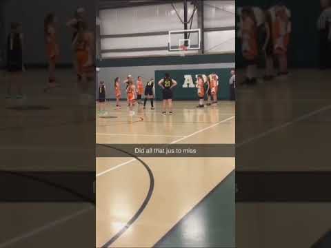 This free throw routine is wild 😭 (via @1_z_roth/IG) #shorts