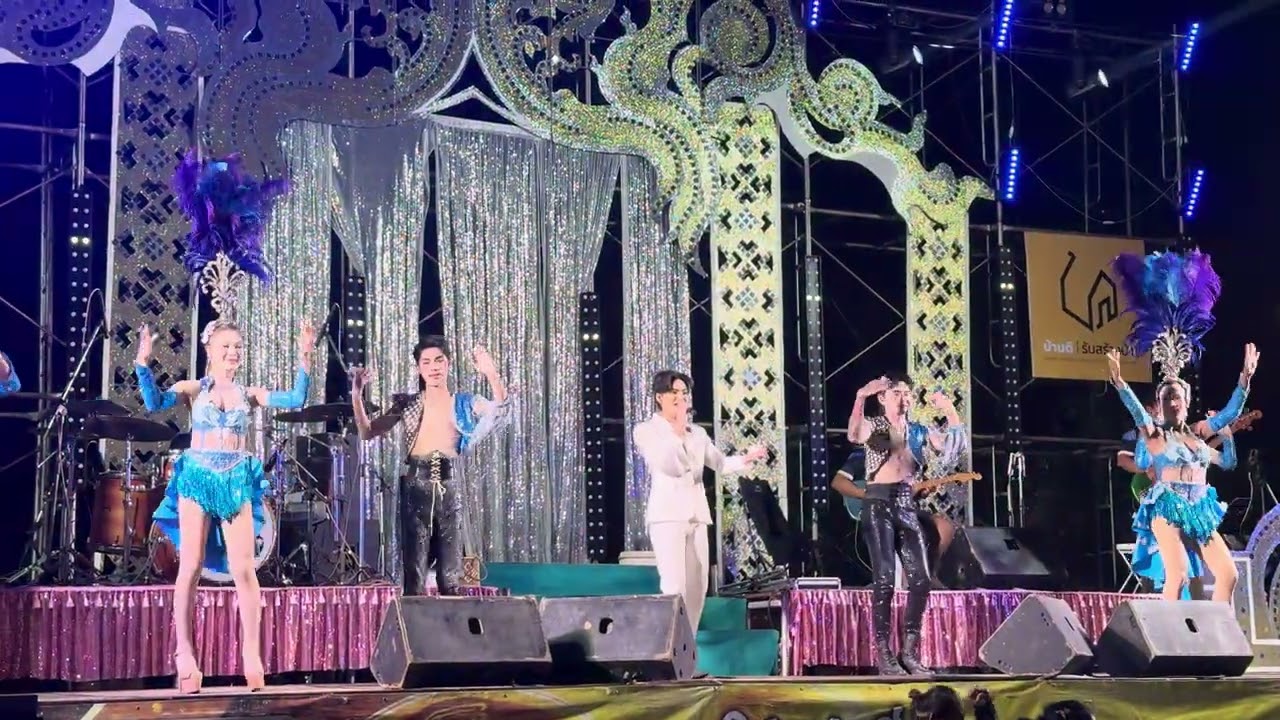 เมดเลย์กลอนลำ  บีม จุฑา จันทร์เมือง  #บีมจุฑาจันทร์เมือง #คอนเสิร์ตลำซิ่ง 