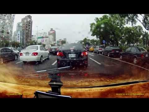 承德路與吉利街口 683-D8  WISH 計程車違規左轉肇事