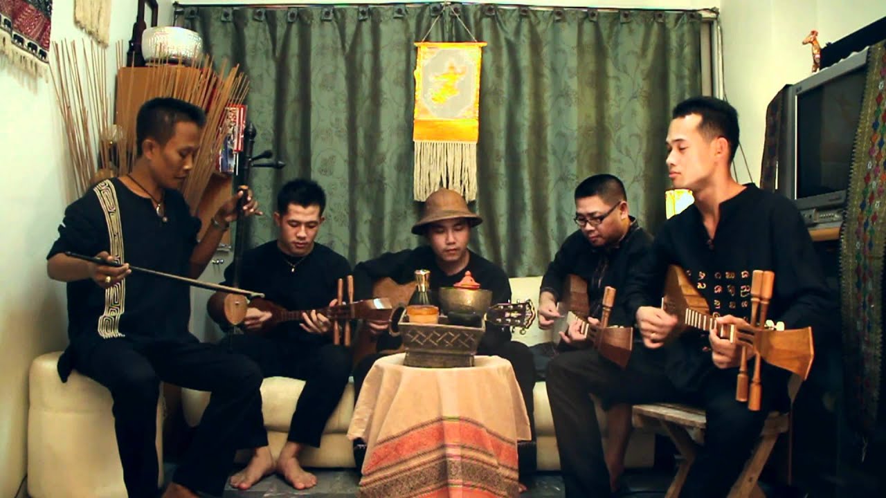 สาวไหมเจียงฮาย