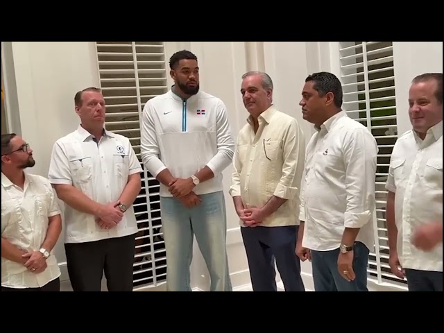 Presidente Abinader anuncia construcción de arena de baloncesto en Tamboril