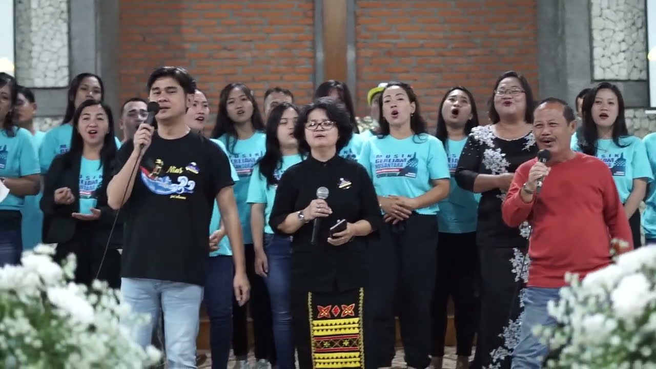 Rachmat F Hulu (feat Man Harefa, Charisda Hulu &  Kontingen MGN Pesparawi Prov Sumut) - Tano Omasi'o