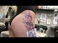 Тату пионы на бедре для девушки. Создание красивой татуировки в KOT Tattoo Studio.