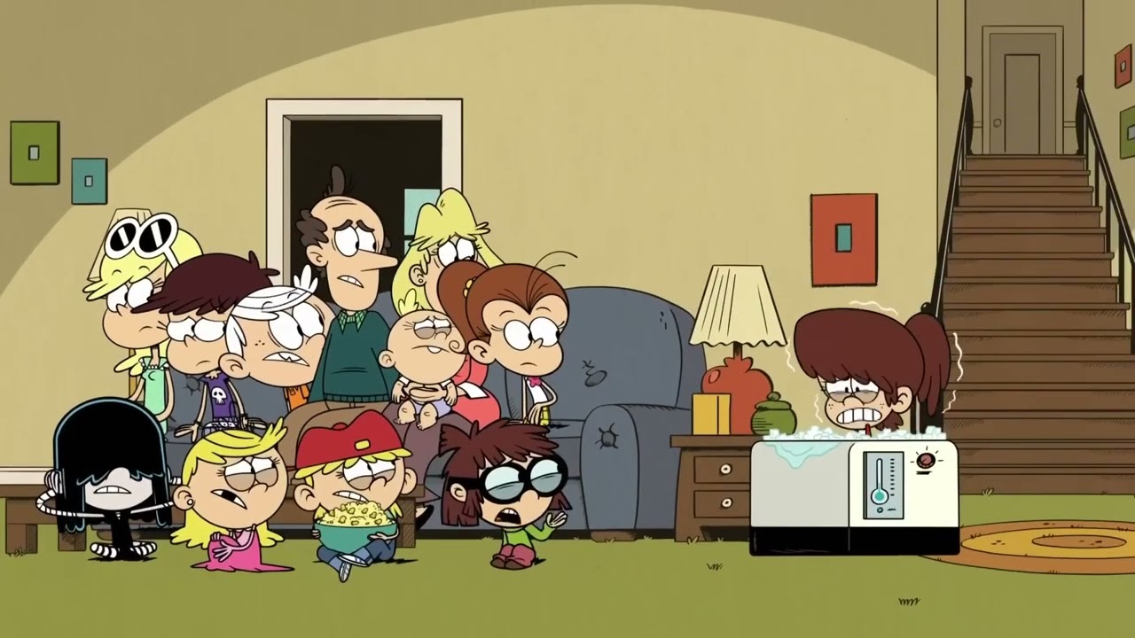 Lynn Loud - Icing my muscles, it’s good for the body (Screams Loudly) (READ DESCRIPTION)